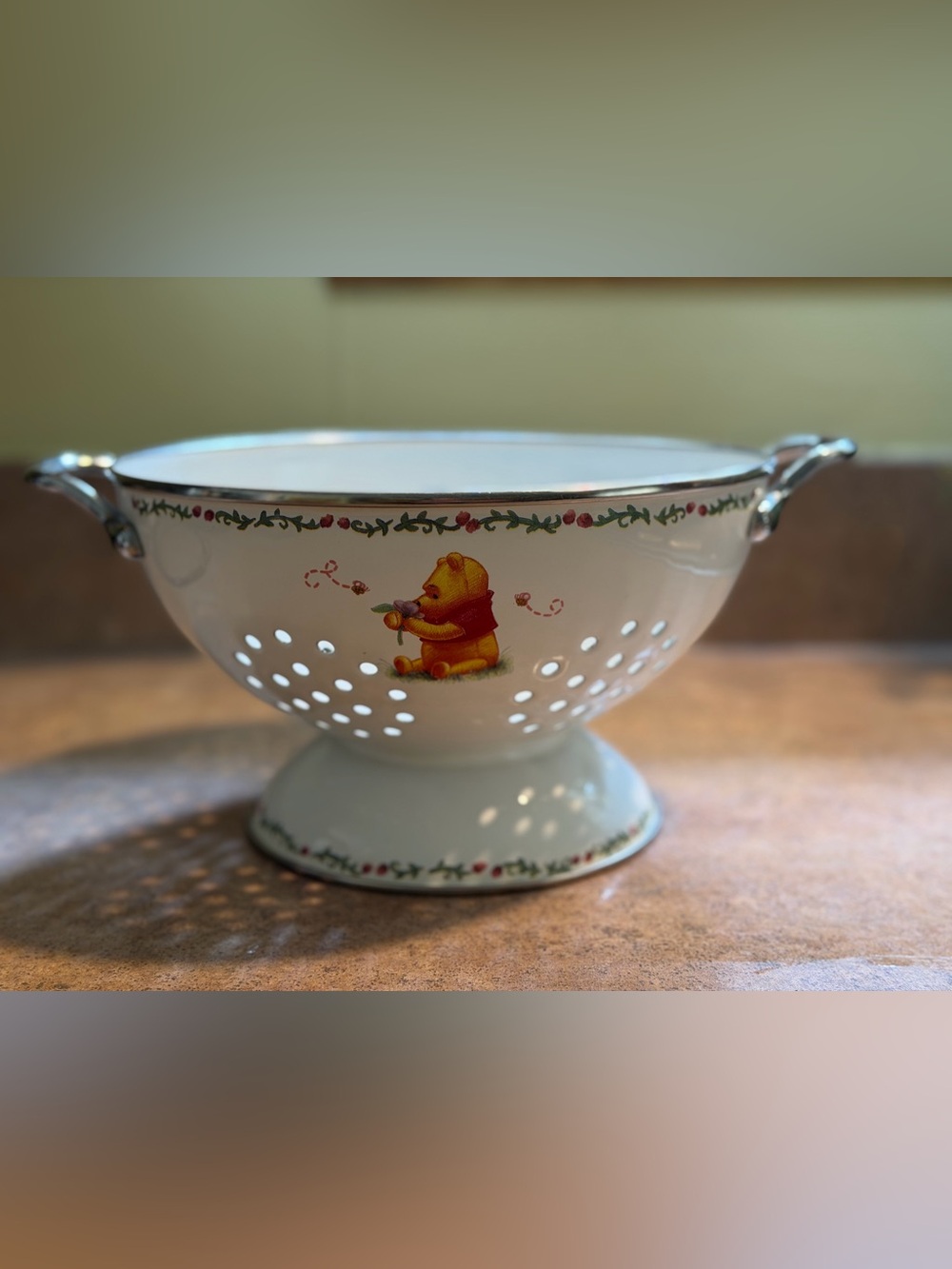 Disney White Simply Pooh Metal Strainer/Colander with Silver Rim